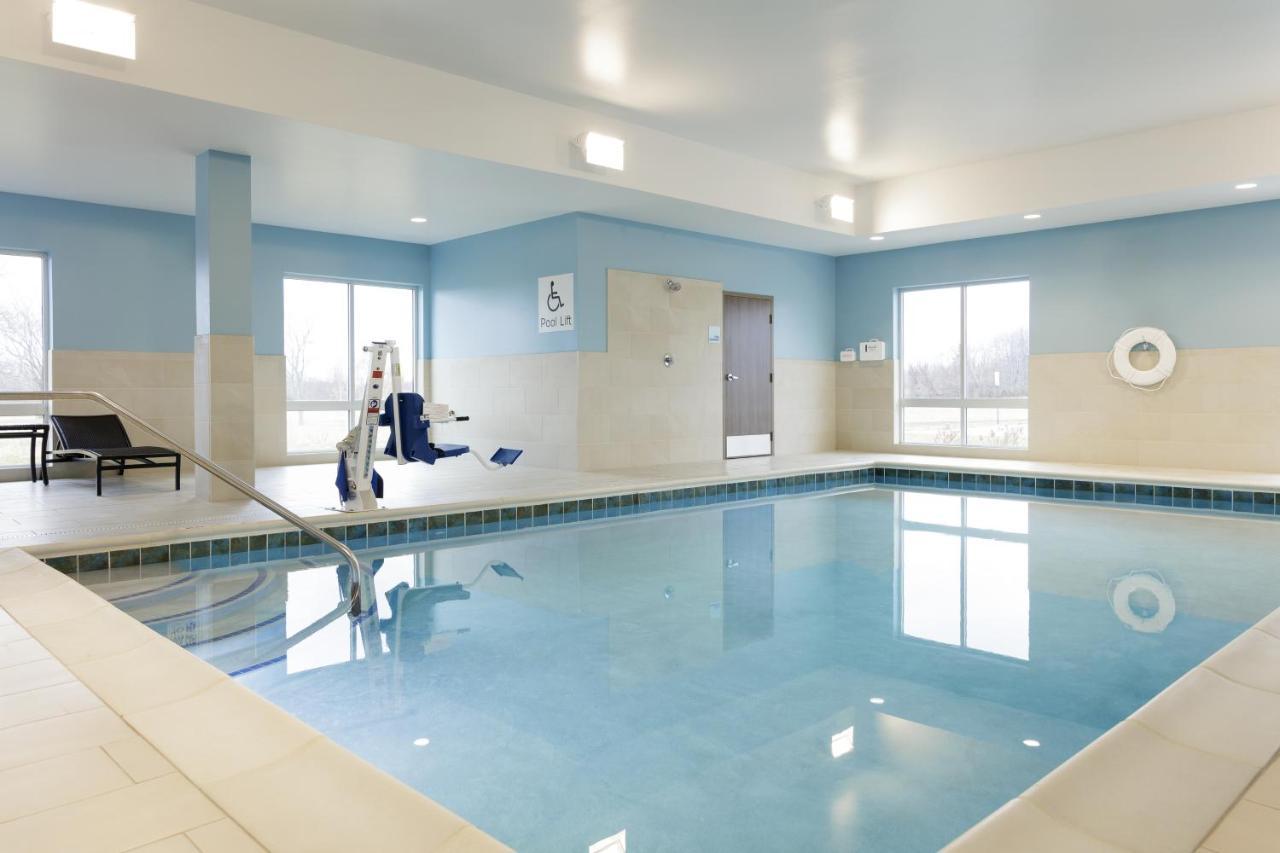Holiday Inn Express Fremont By Ihg 외부 사진