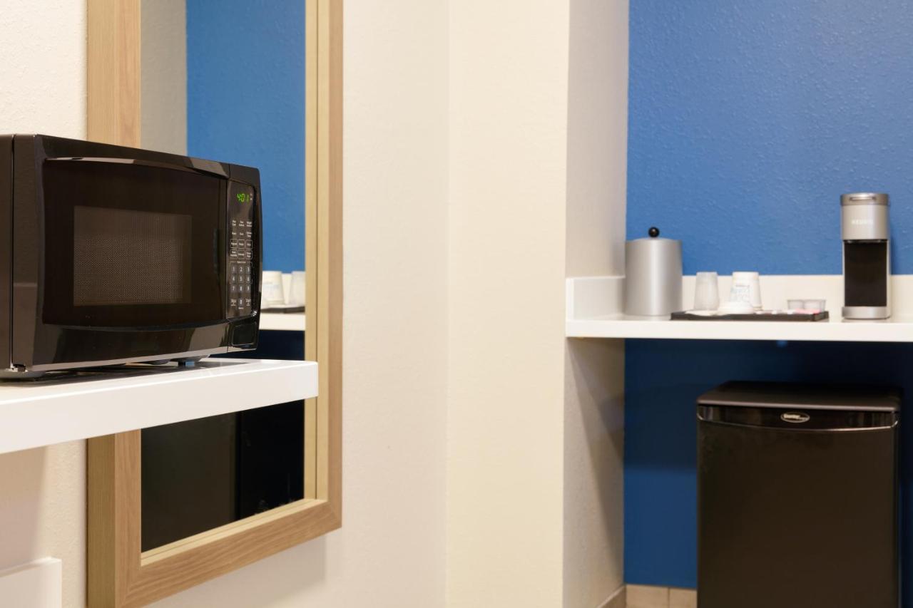 Holiday Inn Express Fremont By Ihg 외부 사진