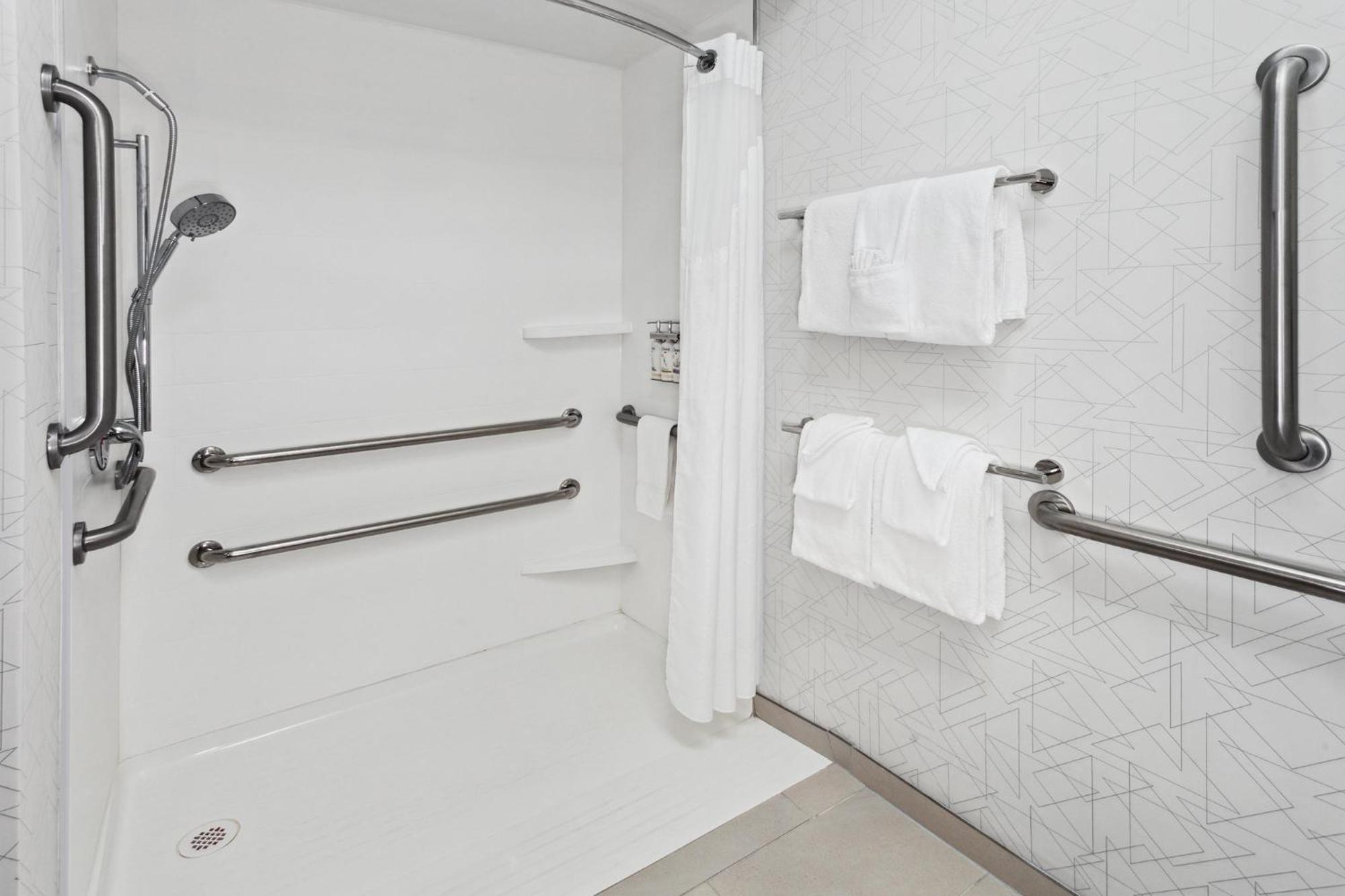Holiday Inn Express Fremont By Ihg 외부 사진